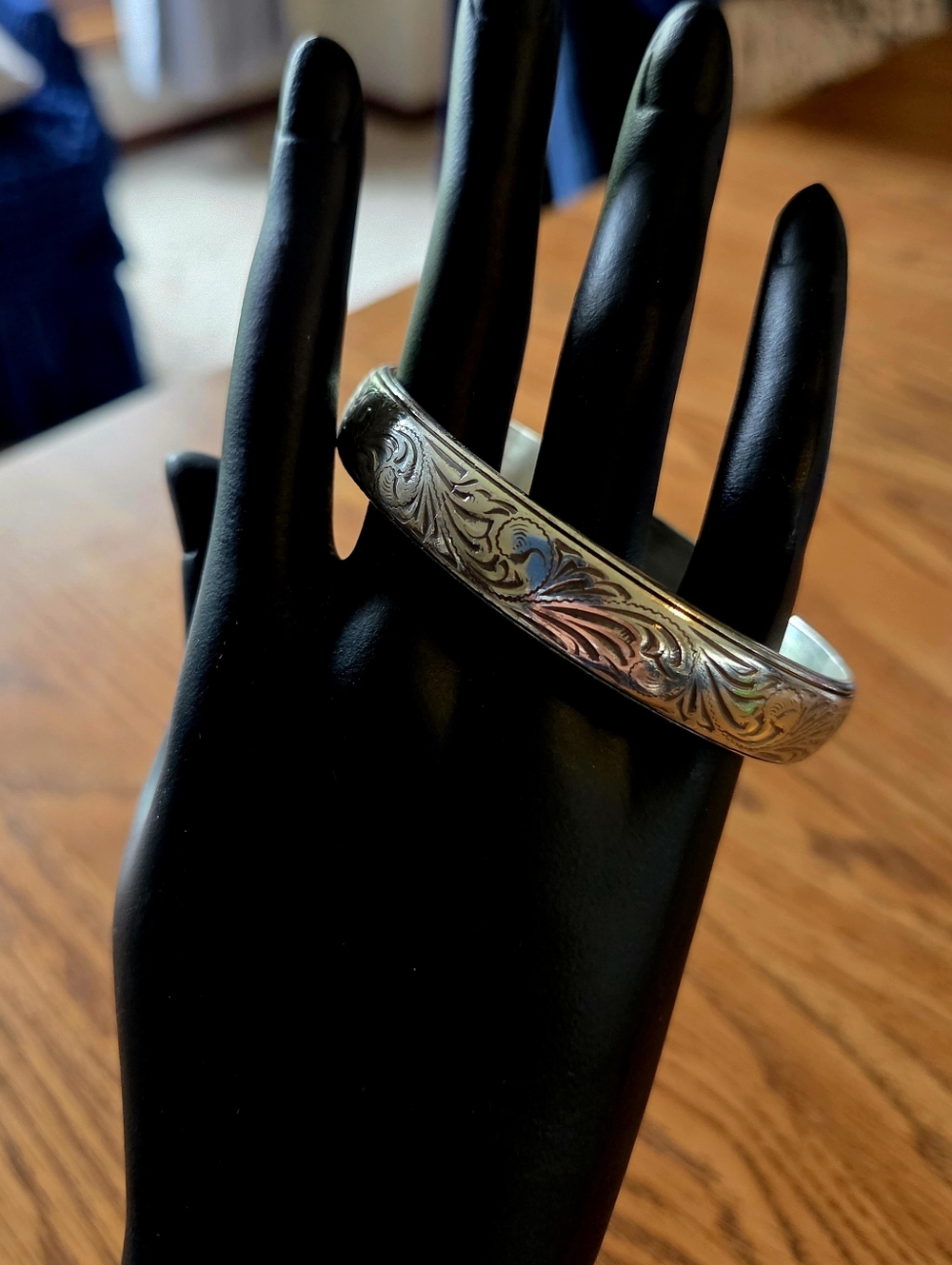 BRIGHTON Vintage Silver Etched Bangle Bracelet - Picture 2 of 5